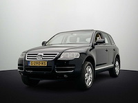 Volkswagen touareg 4.2 v 2003 | g-290-rs - afbeelding 1 van  13