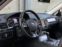 Volkswagen touareg 4.2 v8 tdi 340pk 2015, s-216-bf - afbeelding 8 van  66