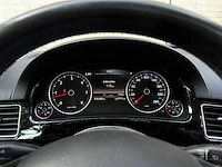 Volkswagen touareg 4.2 v8 tdi 340pk 2015, s-216-bf - afbeelding 19 van  66