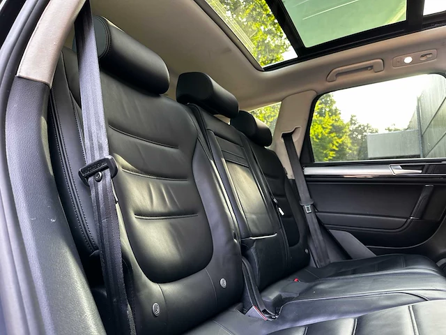Volkswagen touareg 4.2 v8 tdi 340pk 2015, s-216-bf - afbeelding 38 van  66