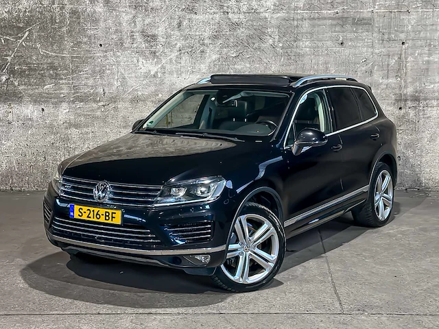 Volkswagen touareg 4.2 v8 tdi 340pk 2015, s-216-bf - afbeelding 33 van  66