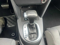 Volkswagen touran - 1.9 tdi trendline automaat , 07-vrd-3 - afbeelding 4 van  20