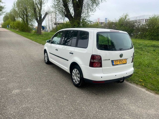 Volkswagen touran - 1.9 tdi trendline automaat , 07-vrd-3 - afbeelding 5 van  7