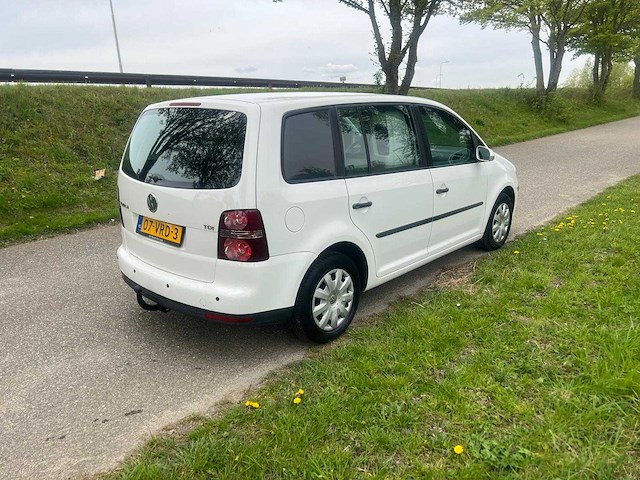 Volkswagen touran - 1.9 tdi trendline automaat , 07-vrd-3 - afbeelding 7 van  7