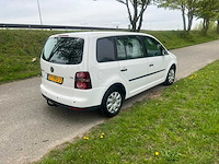 Volkswagen touran - 1.9 tdi trendline automaat , 07-vrd-3 - afbeelding 7 van  7