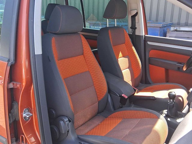 Volkswagen touran 1.4 tsi cross 2007 | l-284-dg - afbeelding 19 van  26