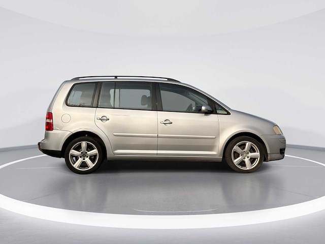Volkswagen touran 1.6-16v fsi trendline 2003 | 31-nj-bj - afbeelding 7 van  28