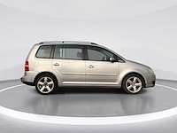 Volkswagen touran 1.6-16v fsi trendline 2003 | 31-nj-bj - afbeelding 7 van  28