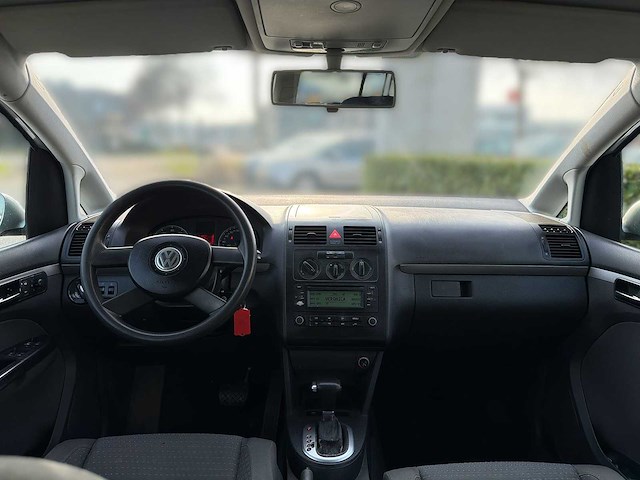 Volkswagen touran 1.6-16v fsi trendline 2003 | 31-nj-bj - afbeelding 17 van  28