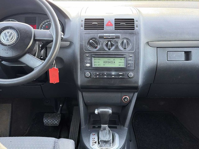 Volkswagen touran 1.6-16v fsi trendline 2003 | 31-nj-bj - afbeelding 19 van  28