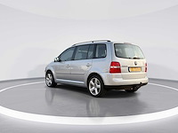 Volkswagen touran 1.6-16v fsi trendline 2003 | 31-nj-bj - afbeelding 28 van  28