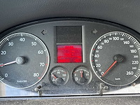 Volkswagen touran 1.6 athene 2004 | 10-pj-jh - afbeelding 4 van  27