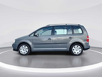 Volkswagen touran 1.6 athene 2004 | 10-pj-jh - afbeelding 7 van  27