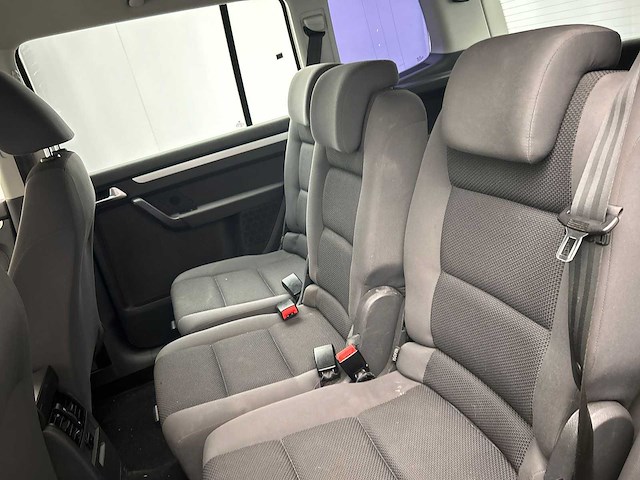 Volkswagen touran 1.6 tdi comfortline bluemotion 7p. 2011 | gp-135-n - afbeelding 8 van  34