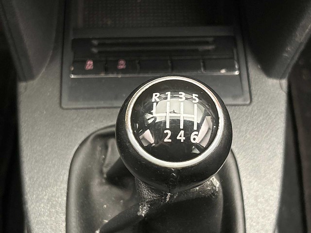 Volkswagen touran 1.6 tdi comfortline bluemotion 7p. 2011 | gp-135-n - afbeelding 16 van  34