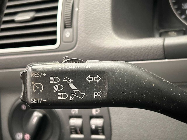 Volkswagen touran 1.6 tdi comfortline bluemotion 7p. 2011 | gp-135-n - afbeelding 13 van  34