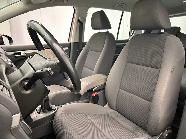 Volkswagen touran 1.6 tdi comfortline bluemotion 7p. 2011 | gp-135-n - afbeelding 14 van  34