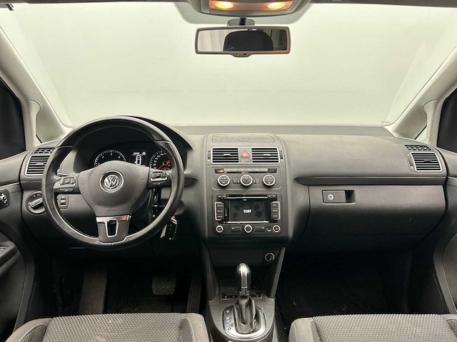Volkswagen touran 1.6 tdi highline bluemotion 2015 - afbeelding 6 van  17