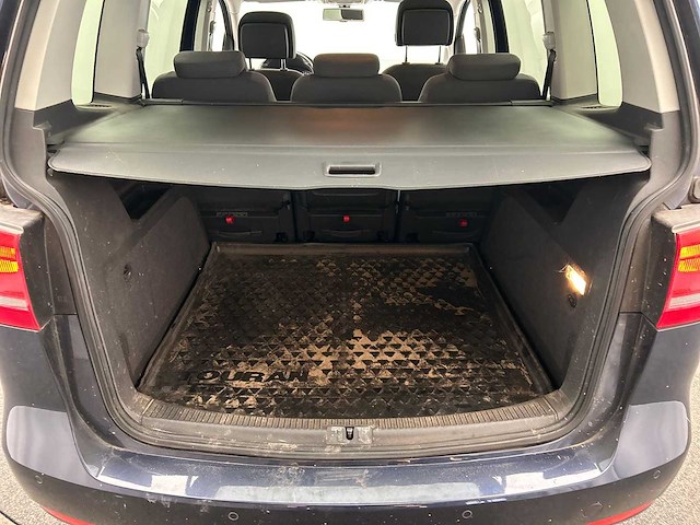 Volkswagen touran 1.6 tdi highline bluemotion 2015 - afbeelding 7 van  17