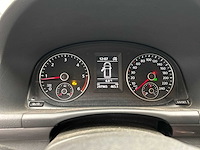 Volkswagen touran 1.6 tdi highline bluemotion 2015 - afbeelding 8 van  17