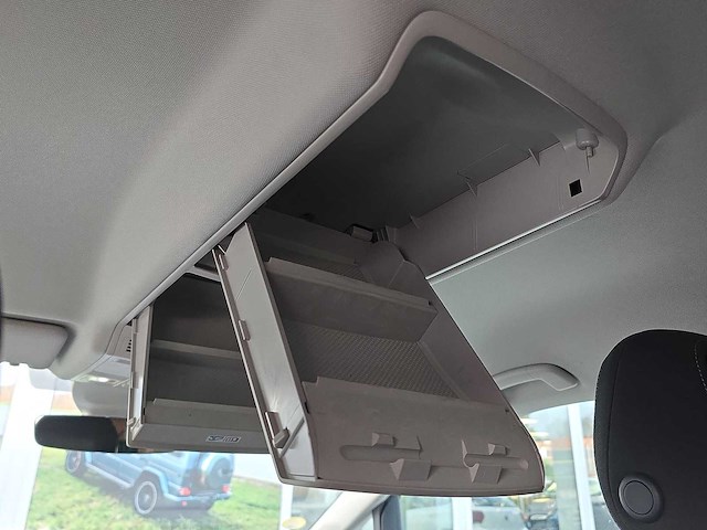 Volkswagen touran 1.6 tdi scr comfortline business 2018 | rl-117-b - afbeelding 34 van  34