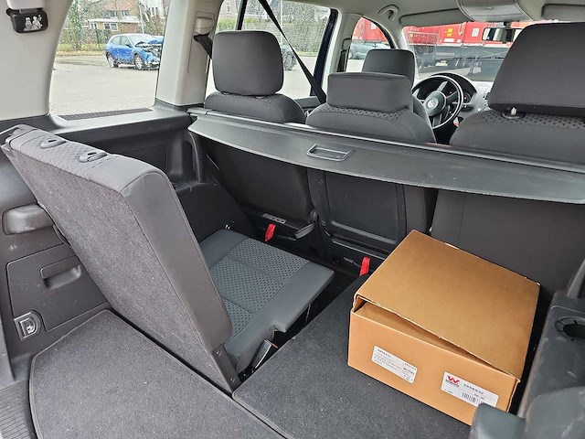 Volkswagen touran 1.9 tdi business 7-persoons 2006 | 45-sh-jg i - afbeelding 19 van  21