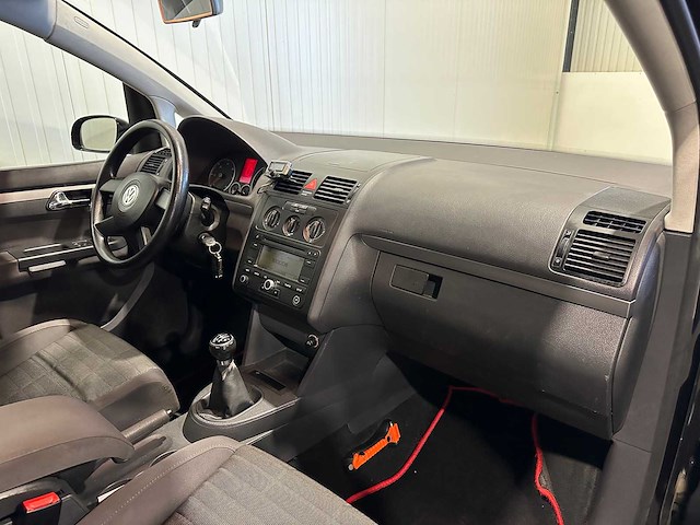 Volkswagen touran 1.9 tdi business 87-tj-rz - afbeelding 3 van  17