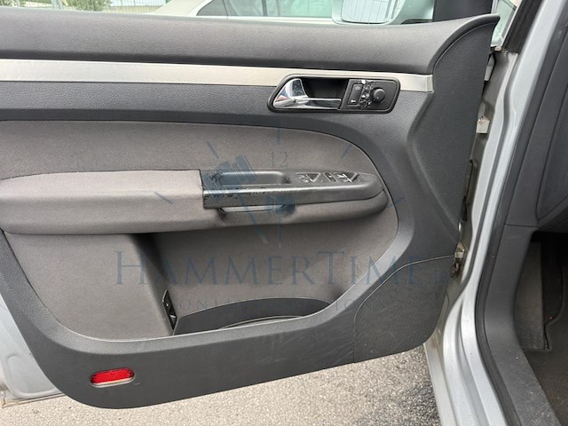 Volkswagen touran 1.9 tdi highline, 2005 - afbeelding 31 van  33