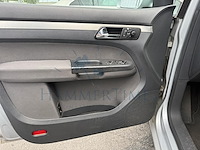 Volkswagen touran 1.9 tdi highline, 2005 - afbeelding 31 van  33