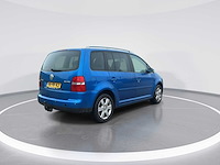 Volkswagen touran 2.0-16v fsi highline 2004 | 98-pr-kz i - afbeelding 8 van  15