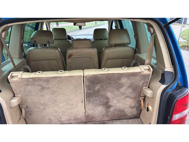 Volkswagen touran 2.0-16v fsi highline 2004 | 98-pr-kz i - afbeelding 14 van  15
