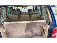 Volkswagen touran 2.0-16v fsi highline 2004 | 98-pr-kz i - afbeelding 14 van  15