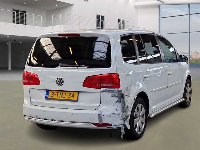 Volkswagen touran 2.0 tdi comfortline bluemotion automaat, 3-tnj-34 - afbeelding 2 van  9