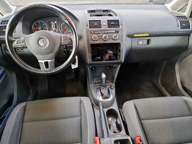 Volkswagen touran 2.0 tdi comfortline bluemotion automaat, 3-tnj-34 - afbeelding 7 van  9