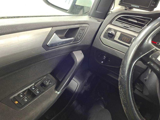 Volkswagen touran 2.0 tdi comfortline, j-882-gz - afbeelding 1 van  7