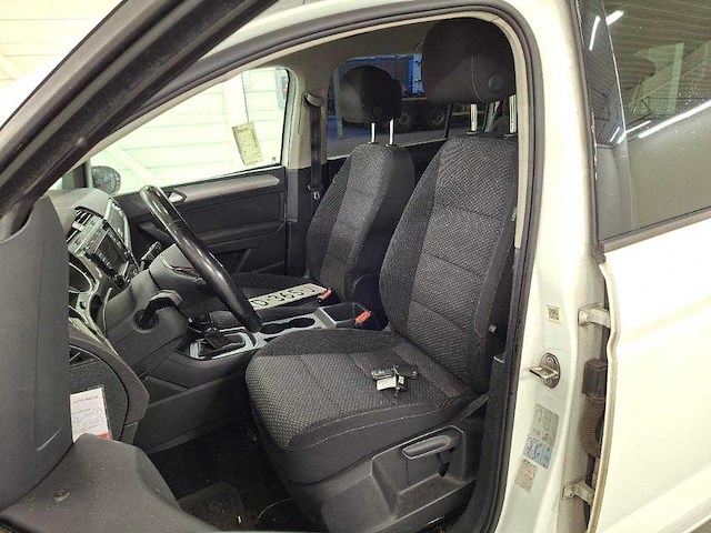 Volkswagen touran 2.0 tdi scr comfortline automaat, kd-365-j - afbeelding 9 van  13