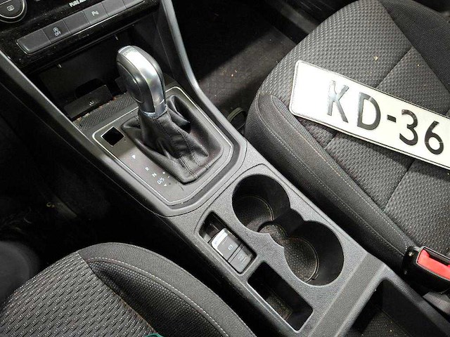 Volkswagen touran 2.0 tdi scr comfortline automaat, kd-365-j - afbeelding 2 van  12