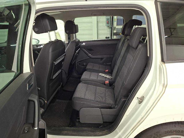 Volkswagen touran 2.0 tdi scr comfortline automaat, kd-365-j - afbeelding 5 van  12