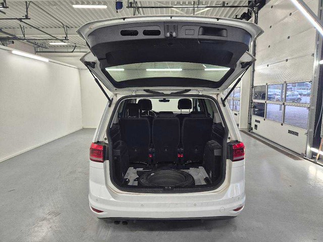 Volkswagen touran 2.0 tdi scr comfortline automaat, nt-449-h - afbeelding 5 van  9