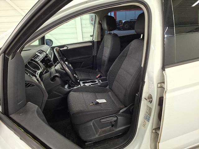 Volkswagen touran 2.0 tdi scr comfortline automaat, pv-961-b - afbeelding 8 van  11
