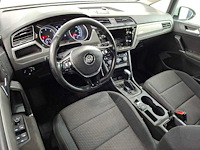 Volkswagen touran 2.0 tdi scr comfortline automaat, pv-961-b - afbeelding 3 van  4