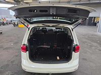 Volkswagen touran 2.0 tdi scr comfortline, jr-086-t - afbeelding 9 van  13