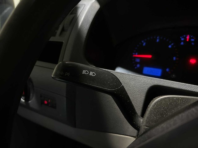 Volkswagen transporter 1.9 tdi 300 103pk 2005, 54-bz-gh - afbeelding 6 van  35