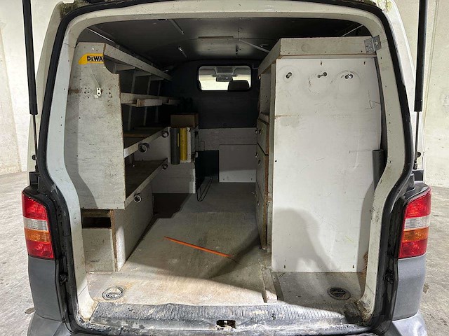 Volkswagen transporter 1.9 tdi 300 103pk 2005, 54-bz-gh - afbeelding 15 van  35
