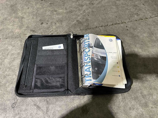 Volkswagen transporter 1.9 tdi 300 103pk 2005, 54-bz-gh - afbeelding 25 van  35