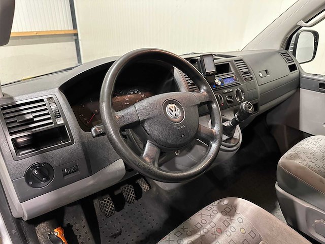 Volkswagen transporter 1.9 tdi 340 trend.dubbel cabine c 2-vdn-26 - afbeelding 10 van  15