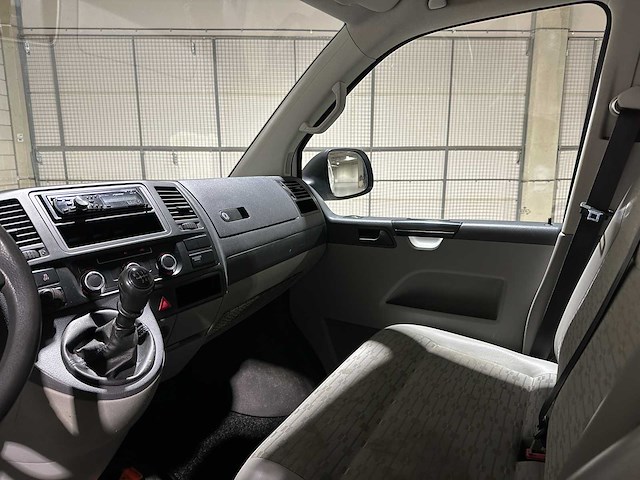 Volkswagen transporter 2.0 tdi l1h1 150pk 2010, 6-vhk-98 - afbeelding 5 van  35