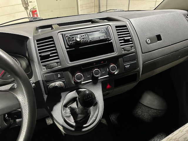 Volkswagen transporter 2.0 tdi l1h1 150pk 2010, 6-vhk-98 - afbeelding 10 van  35