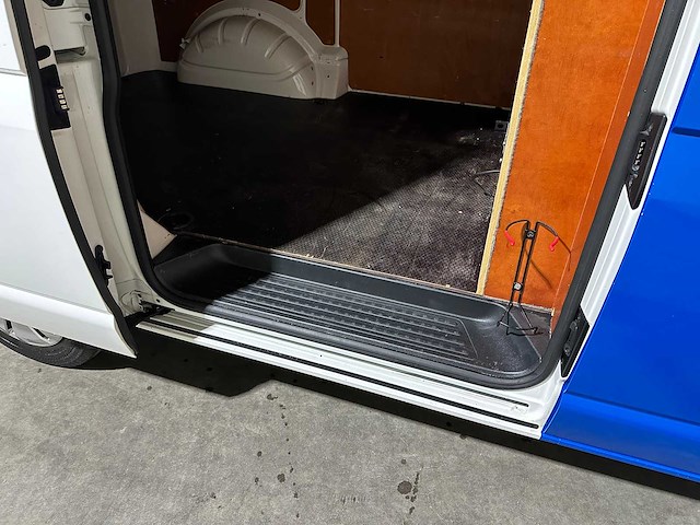 Volkswagen transporter 2.0 tdi l1h1 28 90pk 2021, vlf-37-f bedrijfswagen - afbeelding 24 van  37