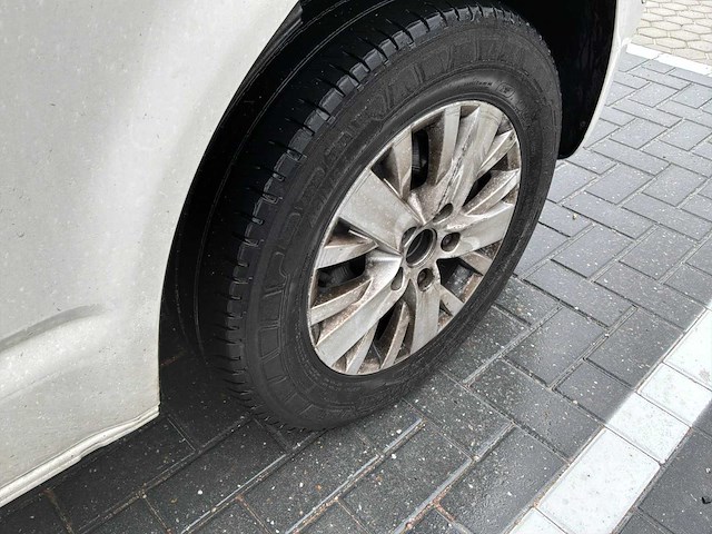 Volkswagen transporter 2.0 tdi l1h1 com. dc bedrijfswagen - afbeelding 15 van  23